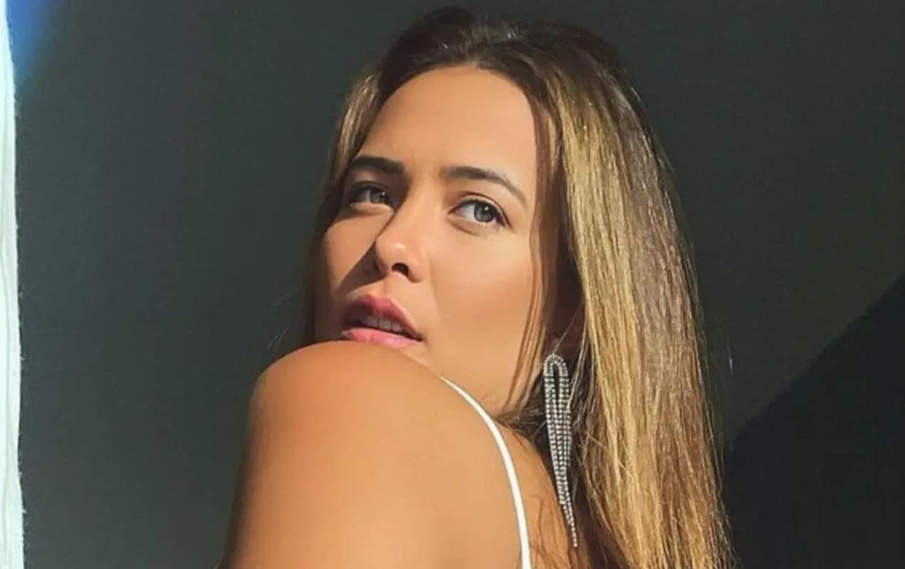 Geisy Arruda: A Influenciadora que Conquistou a Mídia