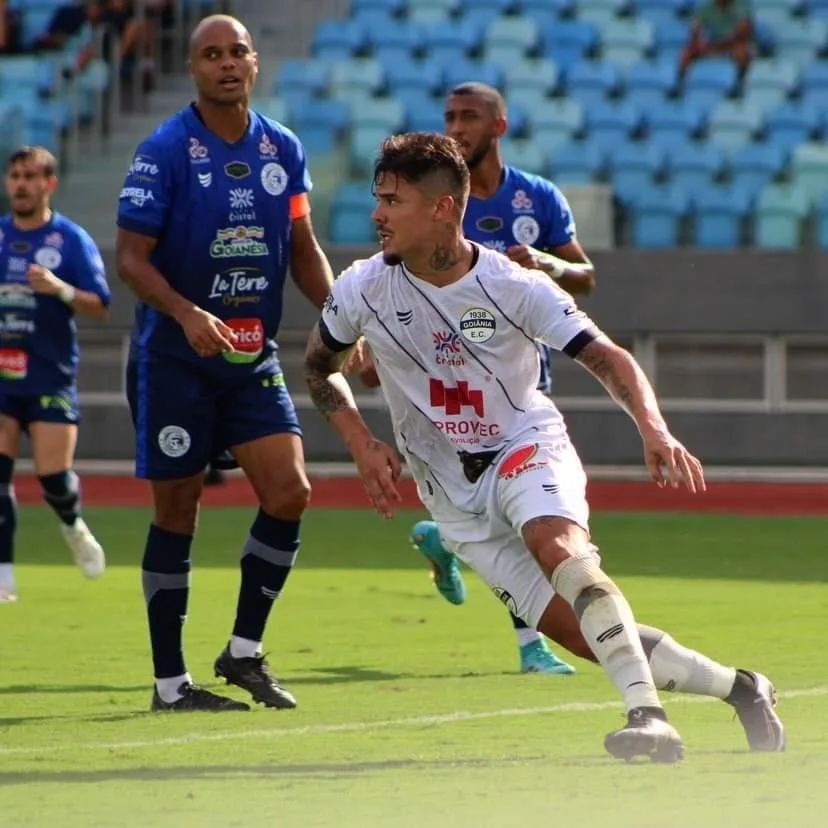 Goiânia x Goianésia: Rivalidade e Emoção no Futebol Goiano