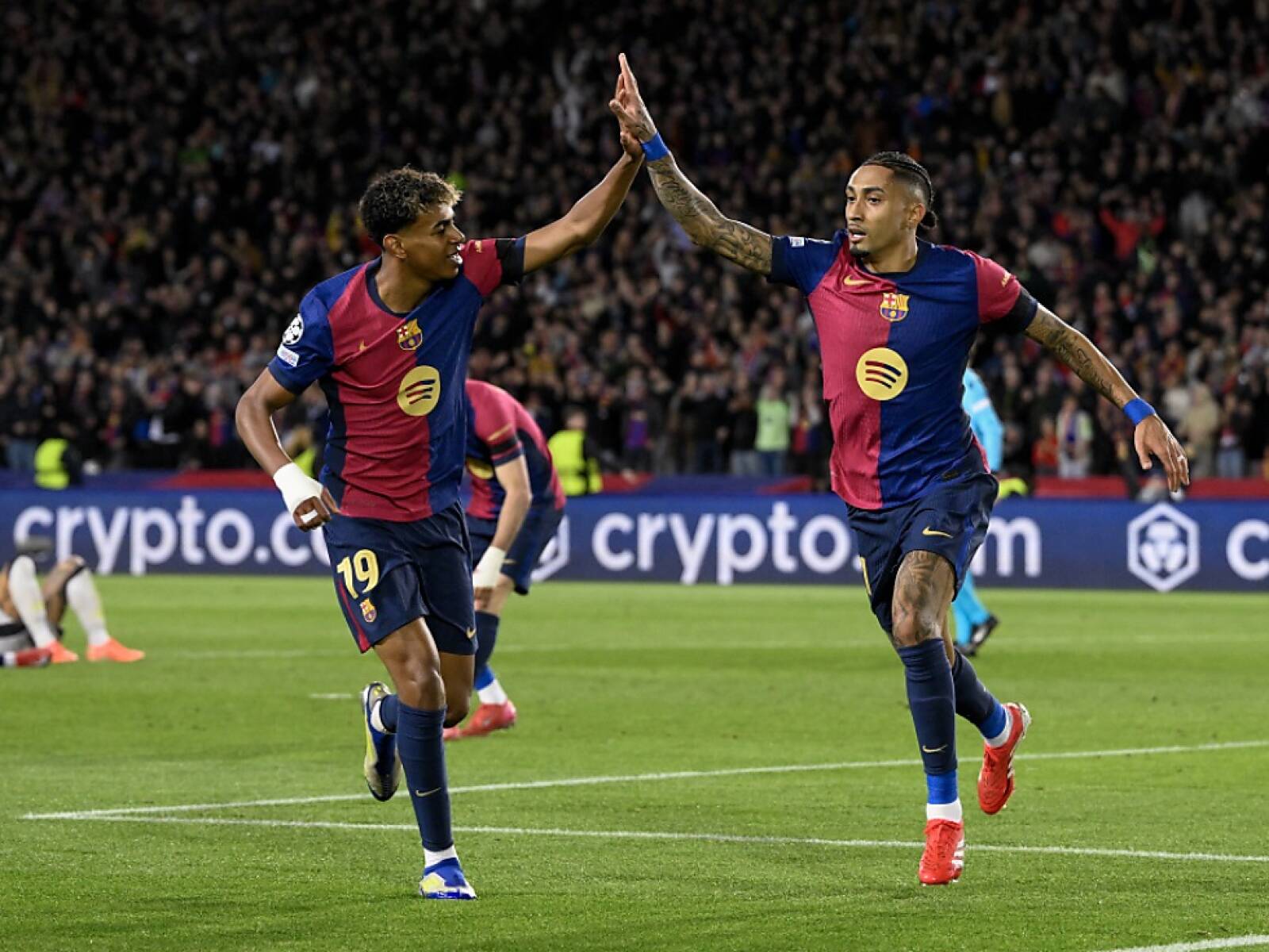 Barcelona e Benfica: Confronto Decisivo na Champions League