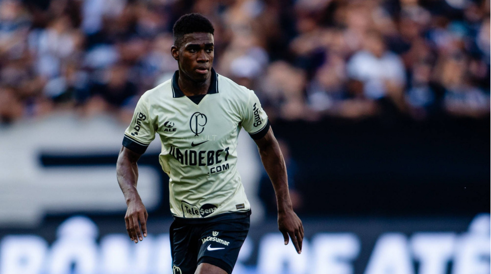 Felix Torres: O Futuro Brilhante do Futebol