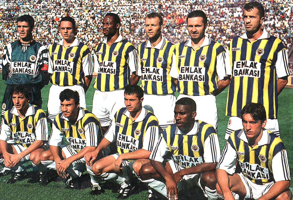 Fenerbahçe: Uma Breve História do Clube e Seus Recentes Desafios
