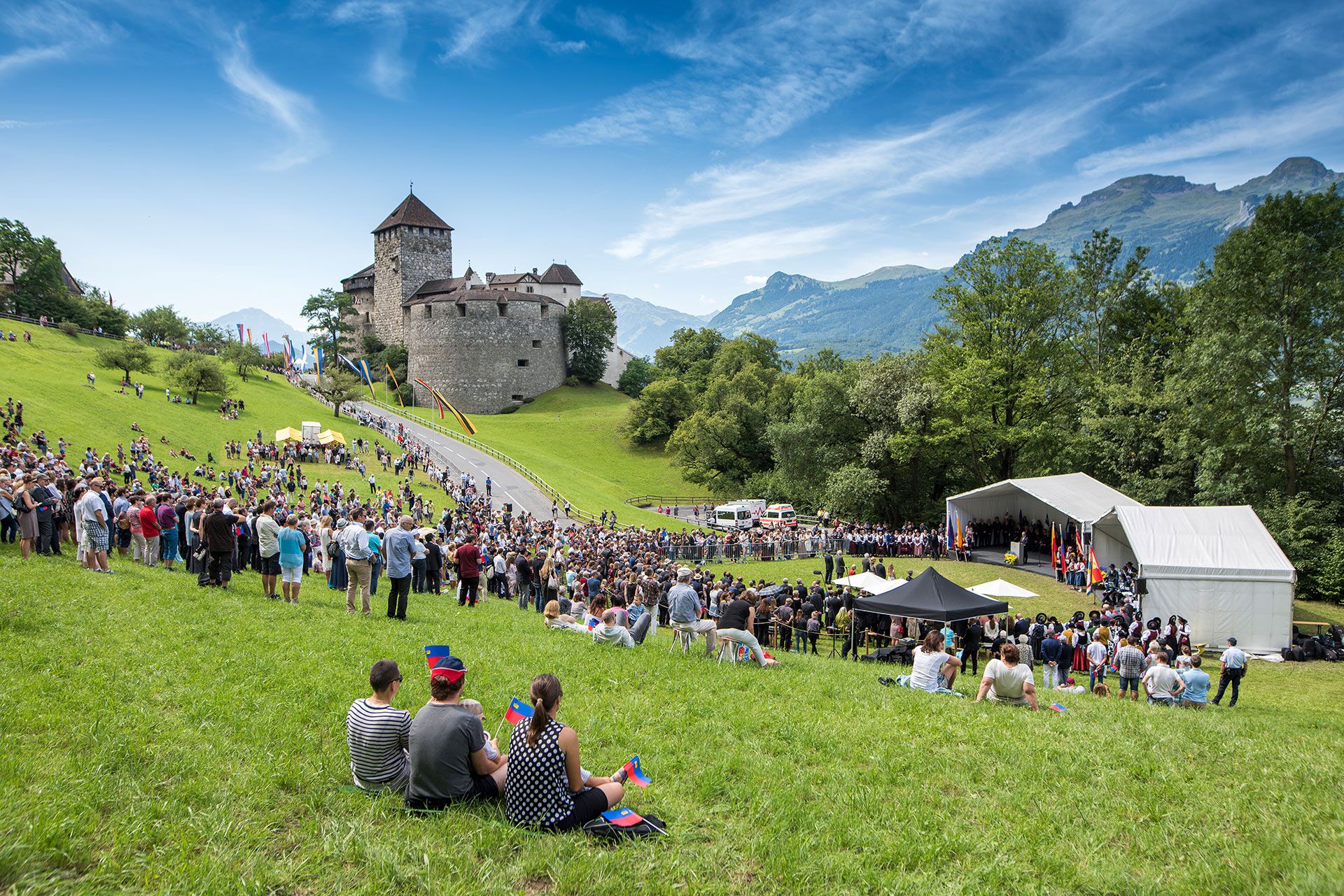 Descubra Liechtenstein: Um País Pequeno, Grande em Impacto