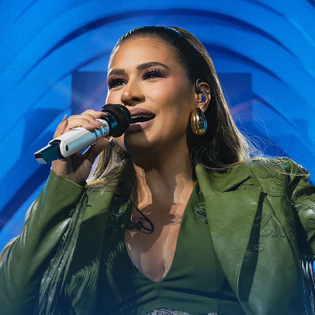 A Trajetória de Simone Mendes no Mundo da Música