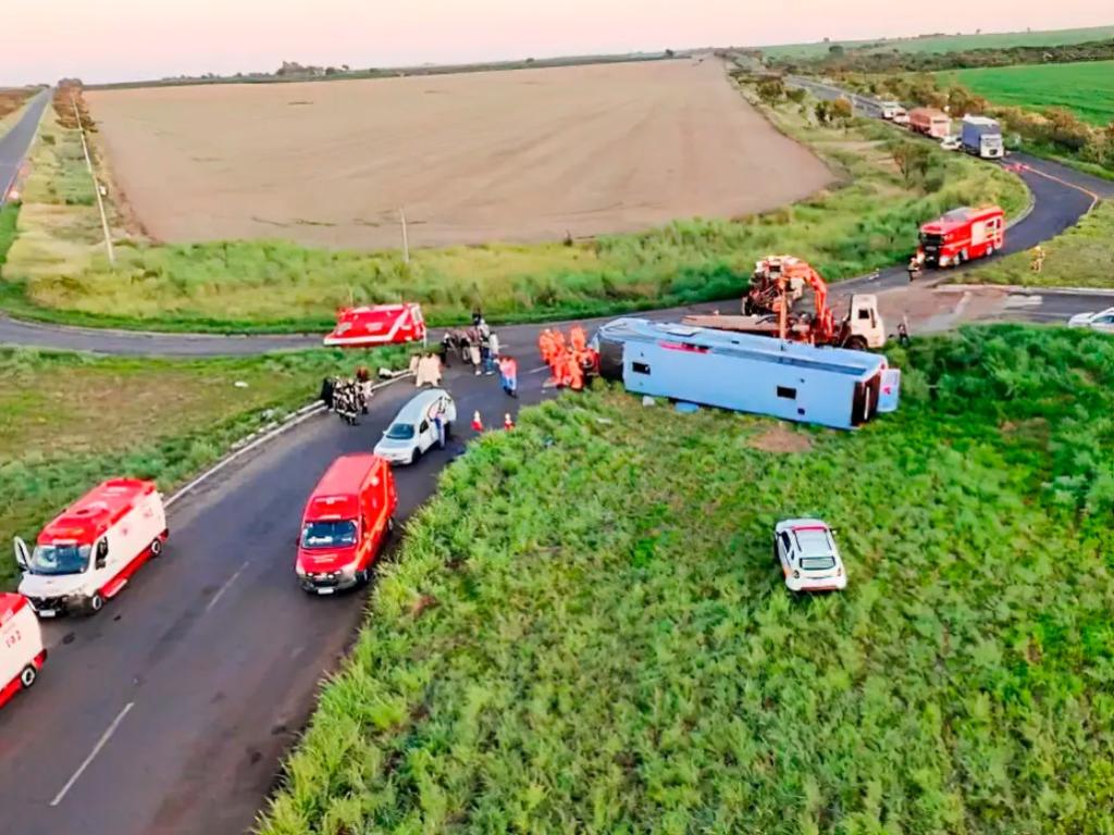 Tragédia em Araguari: Acidente de Ônibus Deixa Vítimas