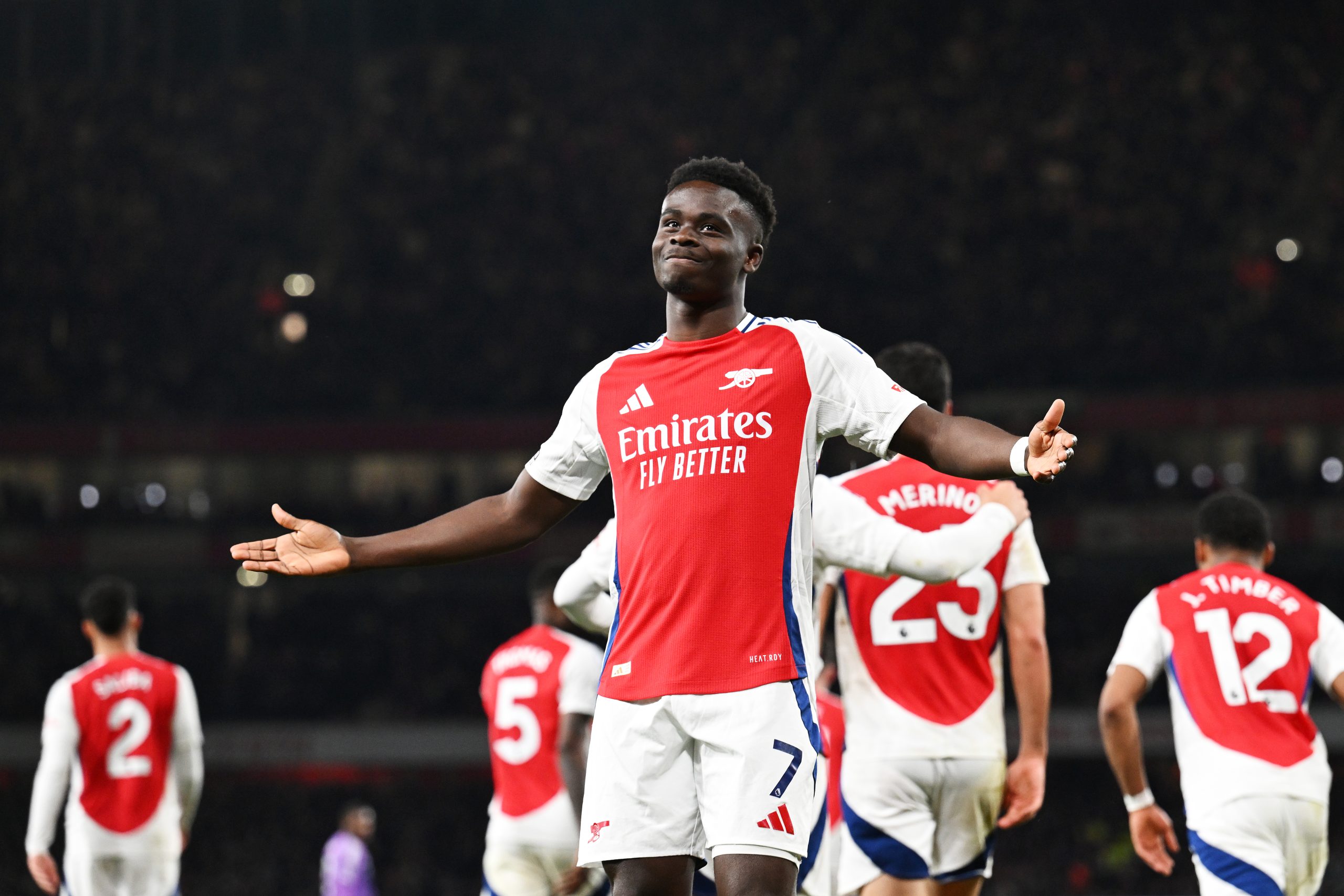 A Ascensão de Bukayo Saka no Futebol Internacional