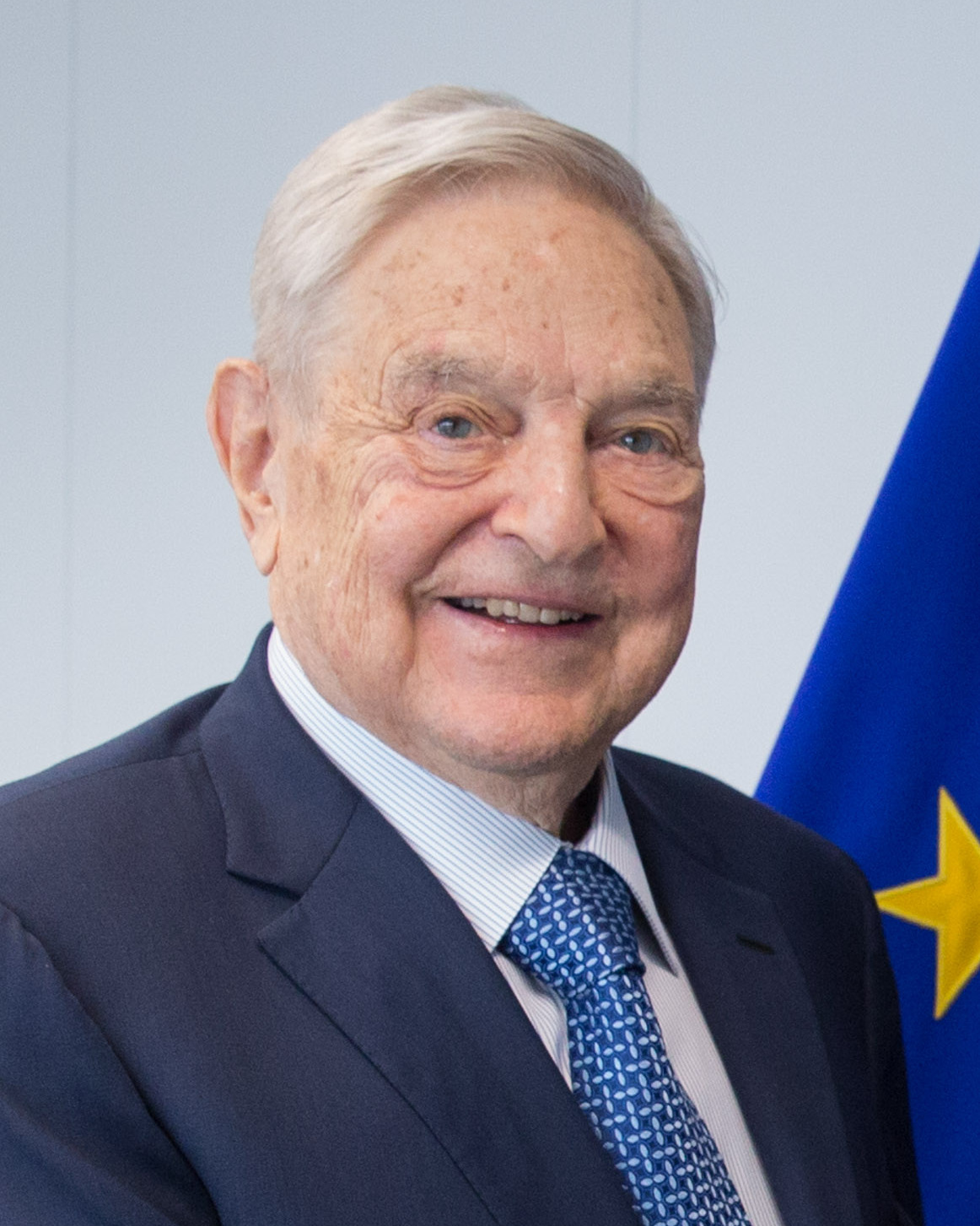 George Soros: Contribuições e Controvérsias