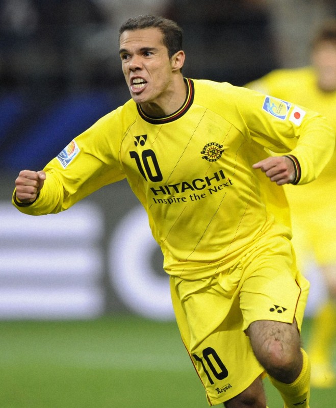 Leandro Domingues: A Promessa do Futebol Brasileiro