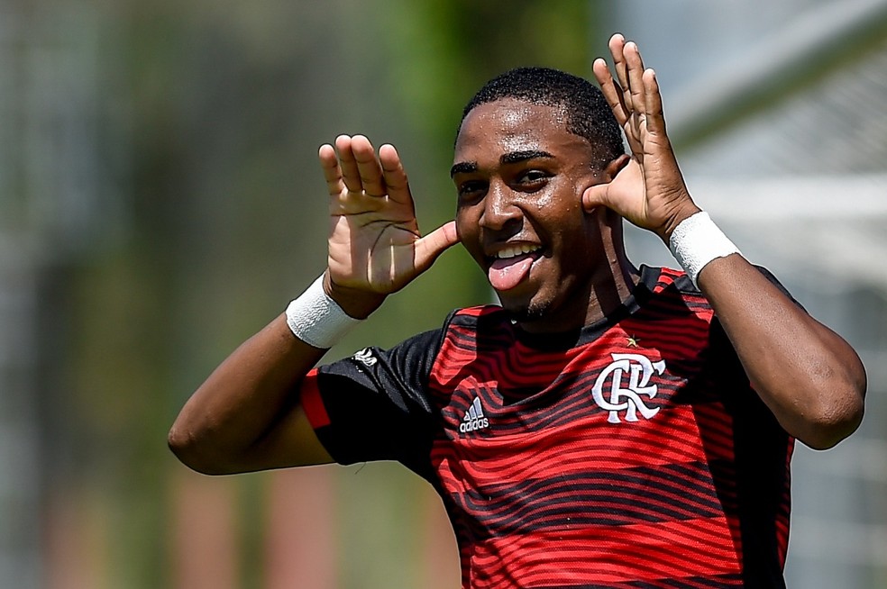 Lorran Flamengo: Uma Promessa do Futebol Brasileiro