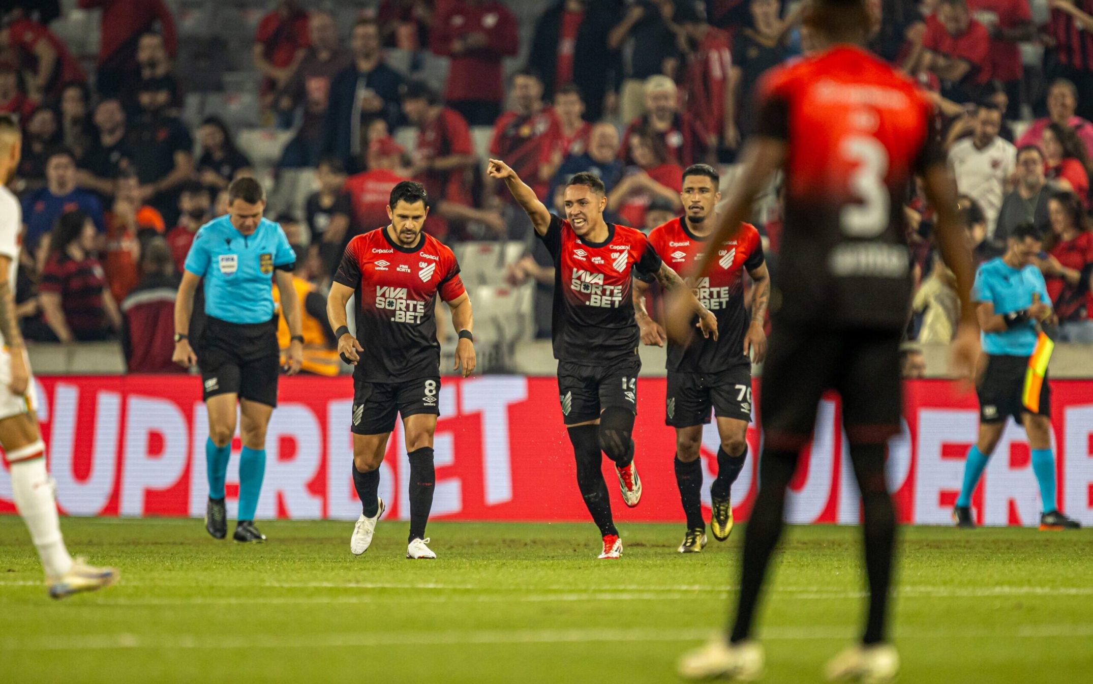 Athletico-PR x Brusque: Um Jogo que Pode Mudar Destinos