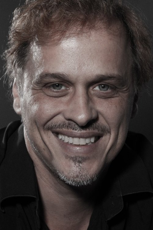 Guilherme Fontes: Sua Trajetória e Contribuições ao Cinema