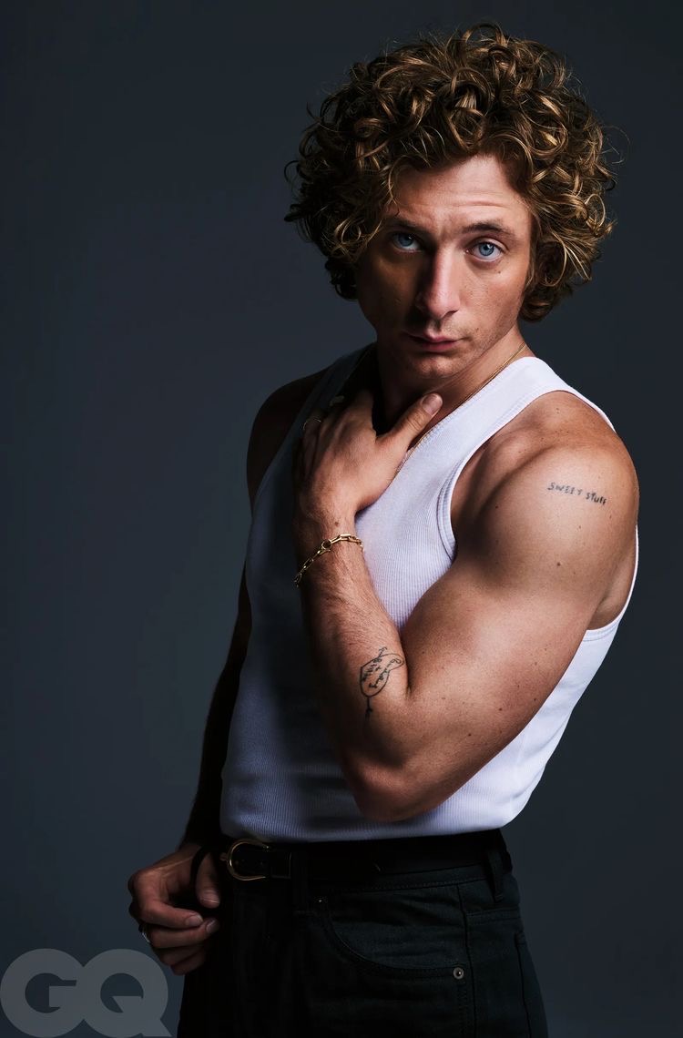 Jeremy Allen: O Ascenso de um Talento de Hollywood