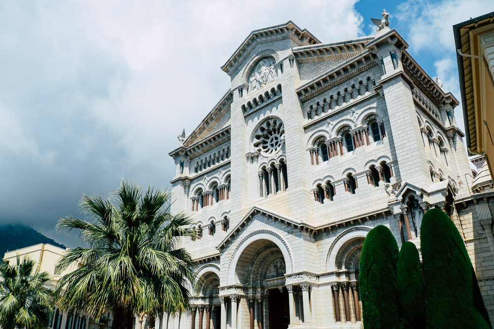 Monaco: Um Olhar sobre seu Charme e Atrações