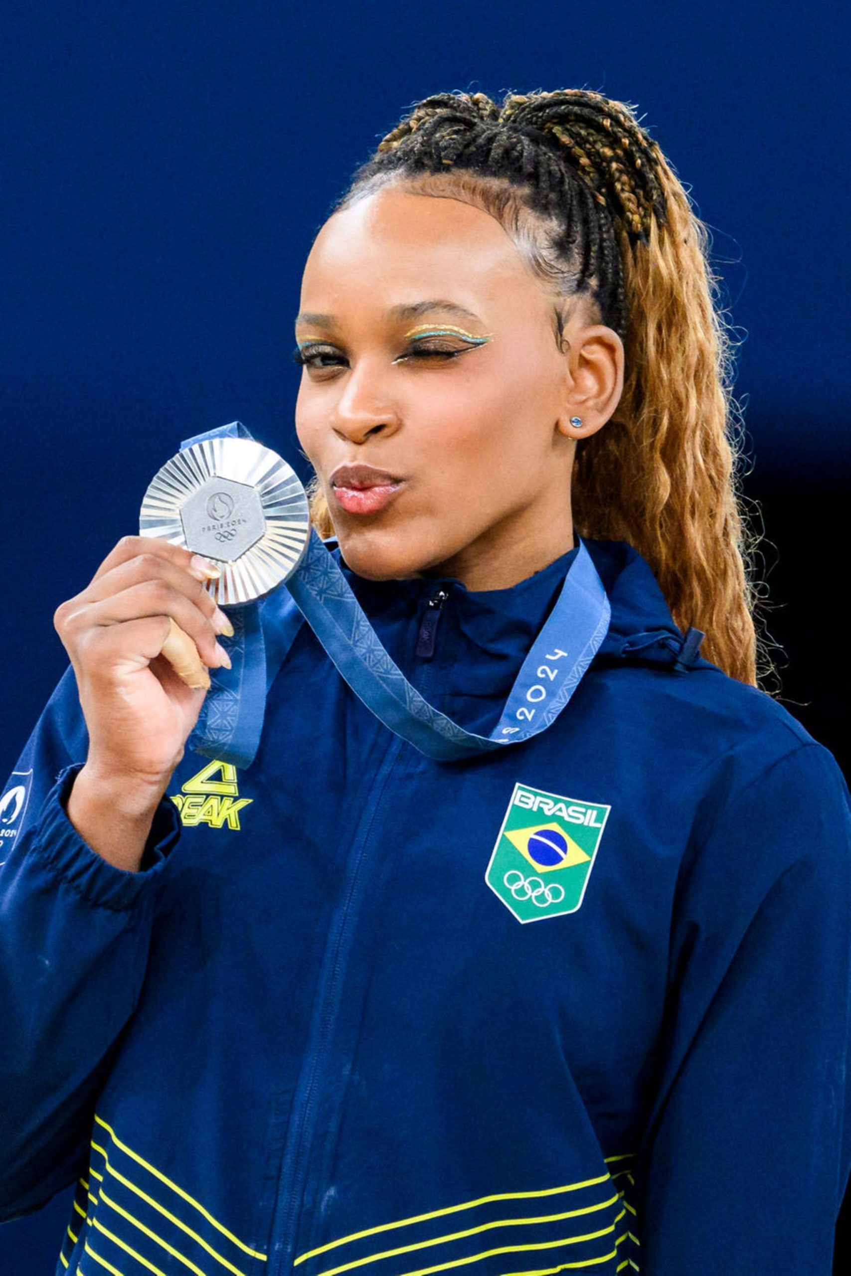 Rebeca Andrade: A Brilhante Trajetória da Ginasta Brasileira