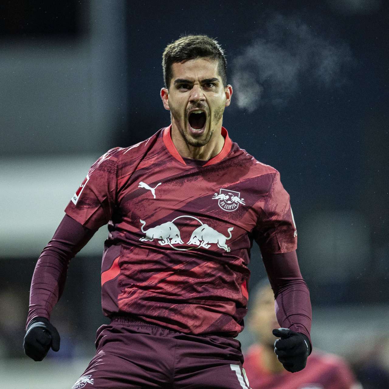 André Silva: O atacante português que brilha na Europa