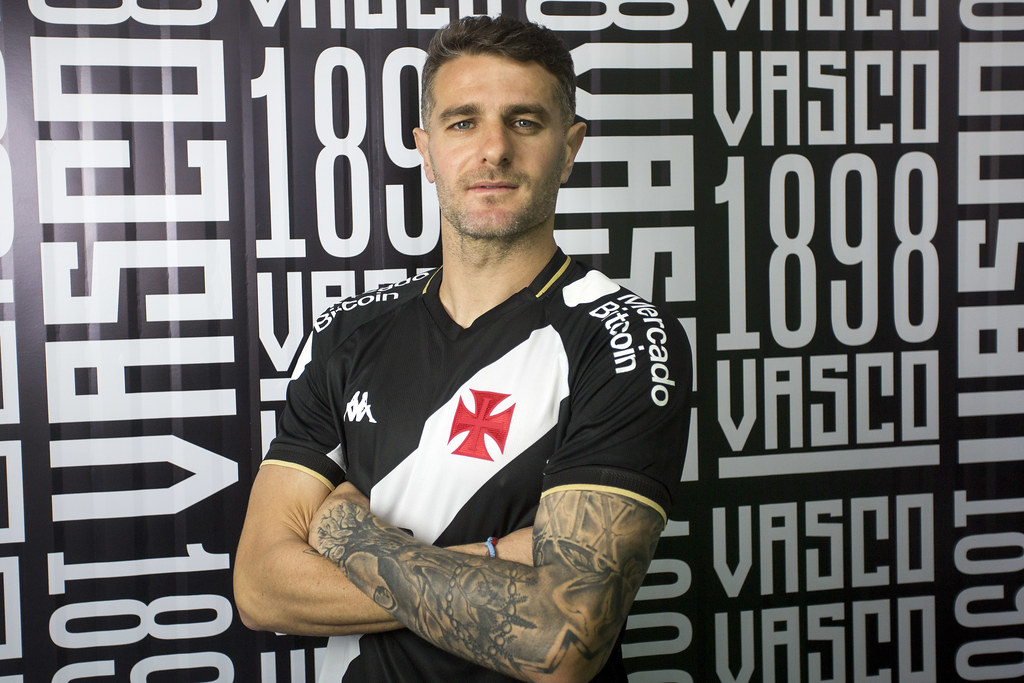 Pablo Vegetti: Impacto e Desempenho no Futebol Brasileiro