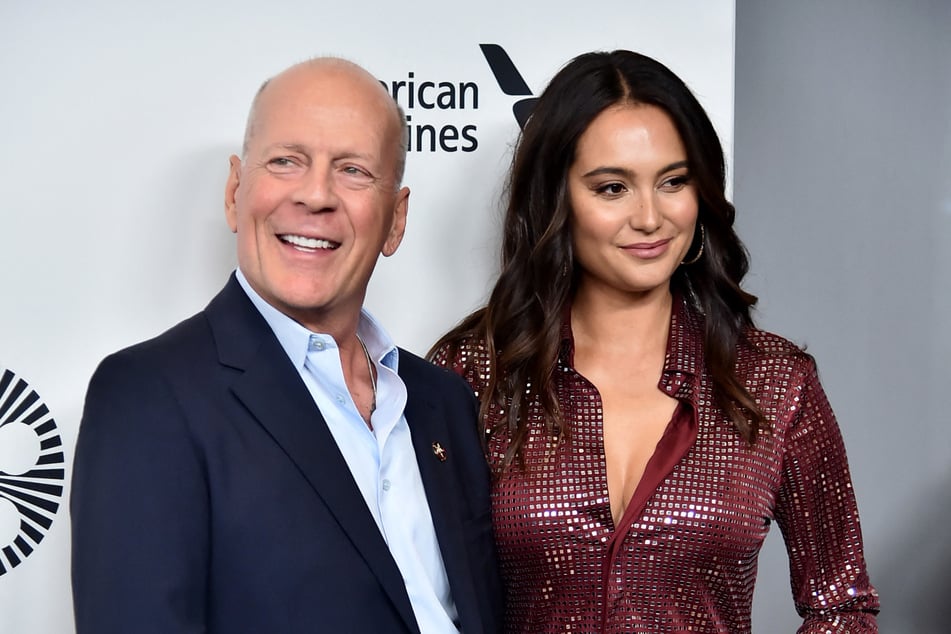 Bruce Willis em 2025: Família Compartilha Jornada e Desafios com Demência Frontotemporal