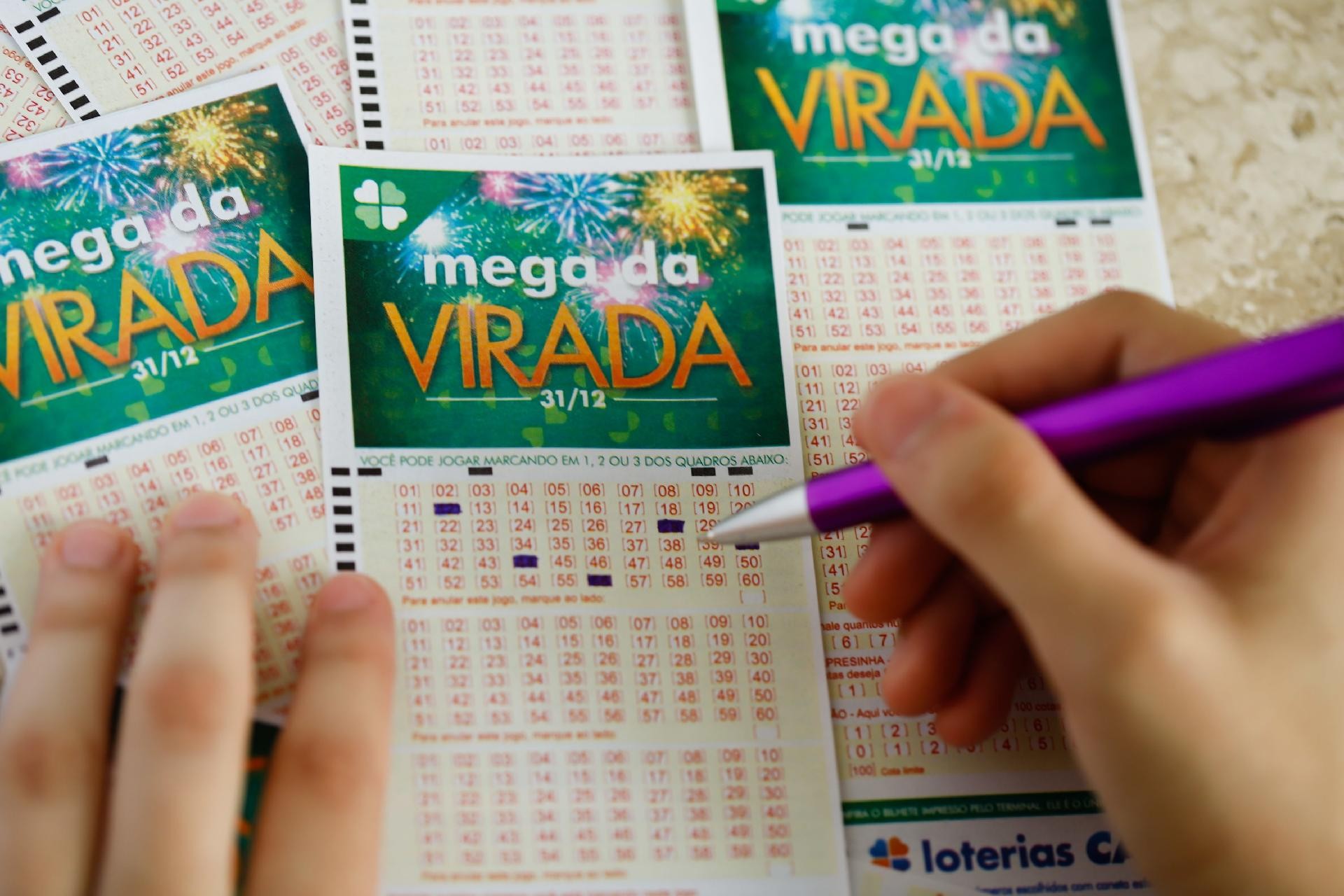 Como Jogar na Mega da Virada: Tudo Que Você Precisa Saber Para Concorrer ao Prêmio Bilionário