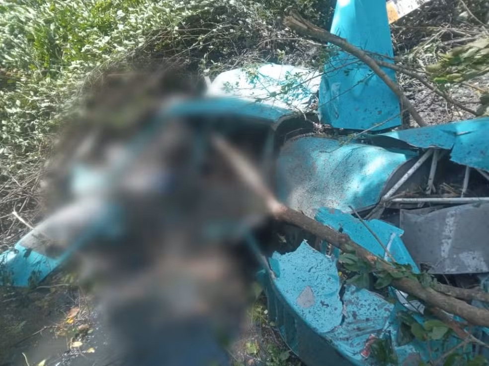 Helicóptero Cai em Guaratiba e Deixa Três Vítimas Fatais no Rio de Janeiro
