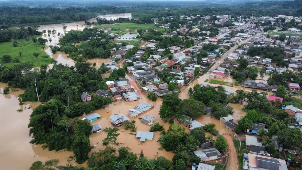 Inundações em Rio Branco: Estado de Emergência e Riscos Hidrológicos Mantêm Capital em Alerta
