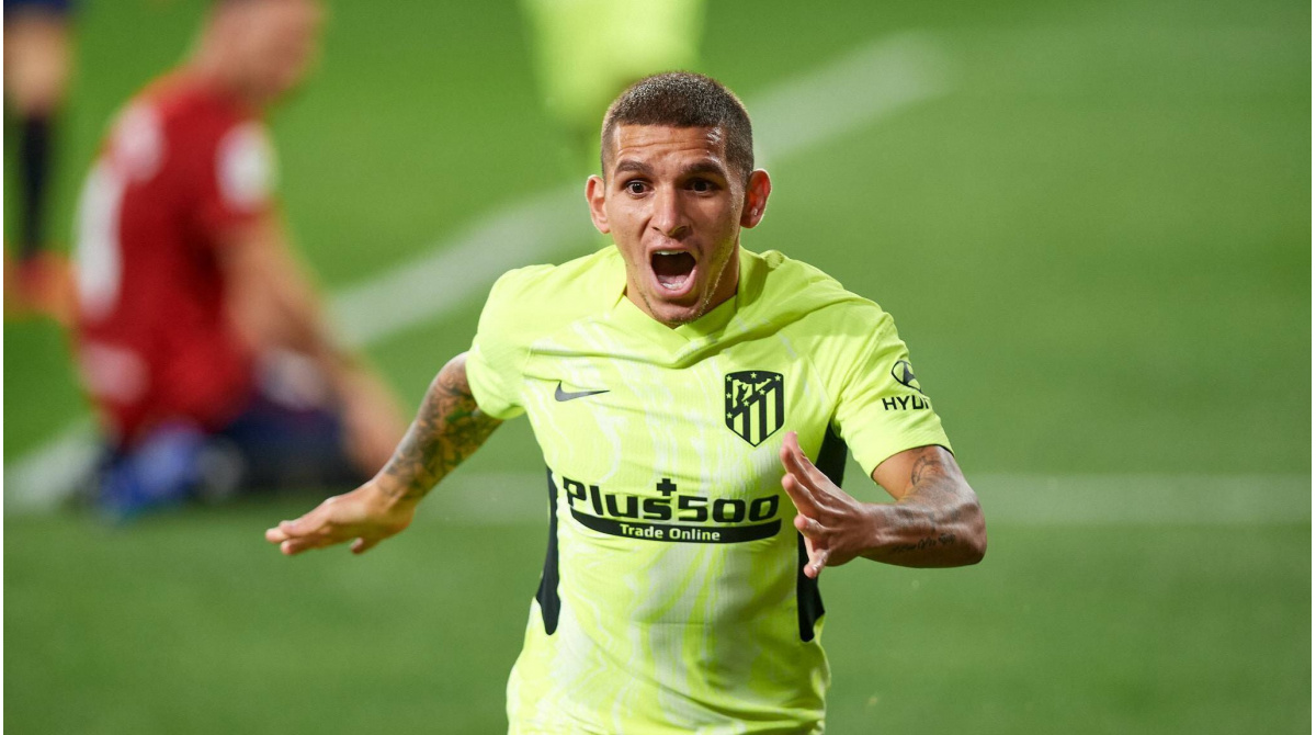 Lucas Torreira no Radar do Atlético-MG: Entenda a Negociação pelo Volante Uruguaio