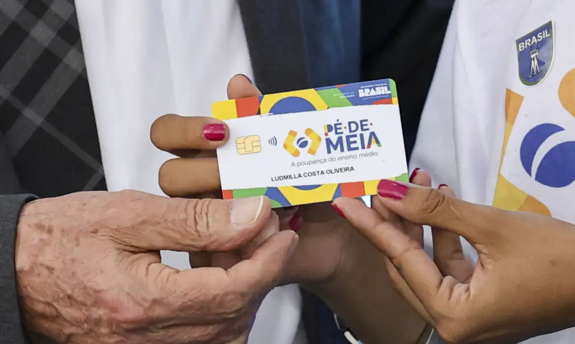 Pé-de-Meia 2026: Tudo Sobre o Programa que Incentiva Estudantes do Ensino Médio