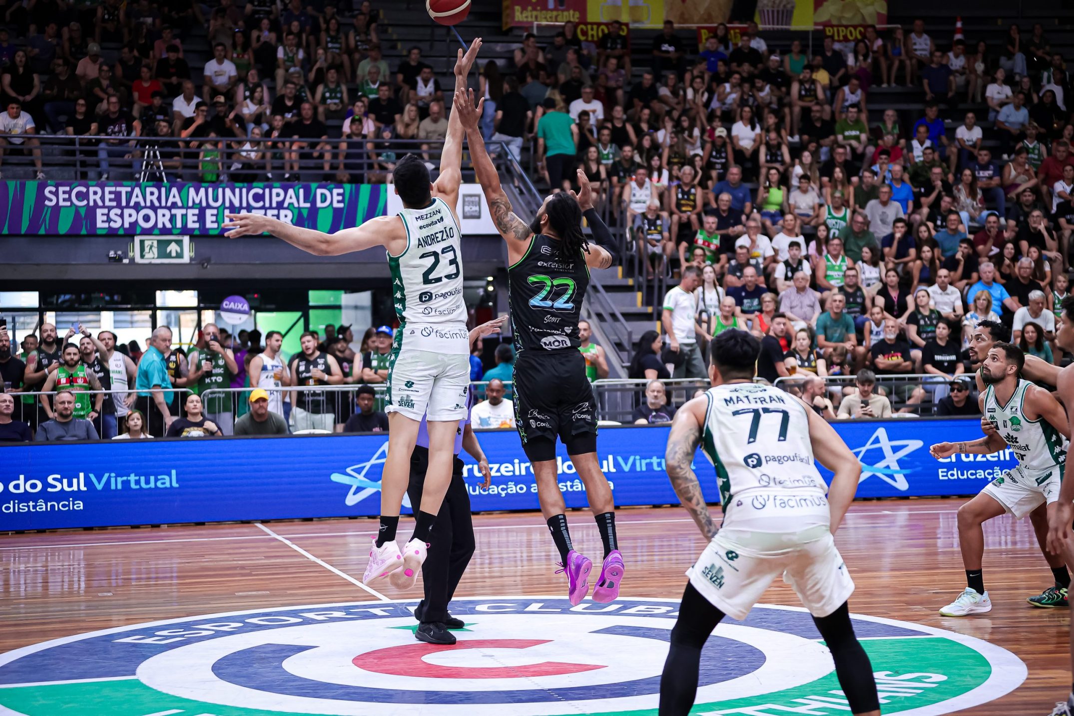 União Corinthians x Bauru: vitória por 103-99 na prorrogação