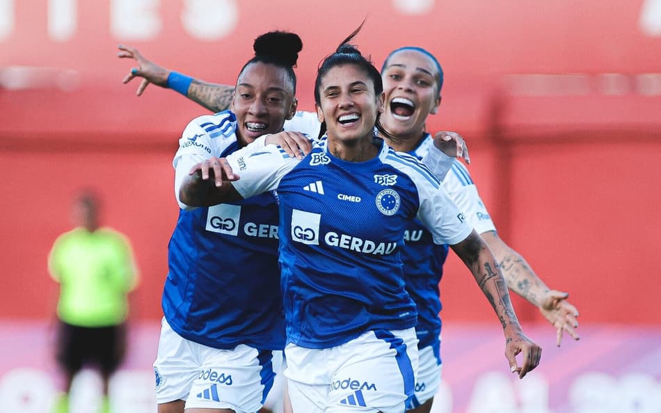 Cruzeiro Feminino: importância, desafios e perspectivas