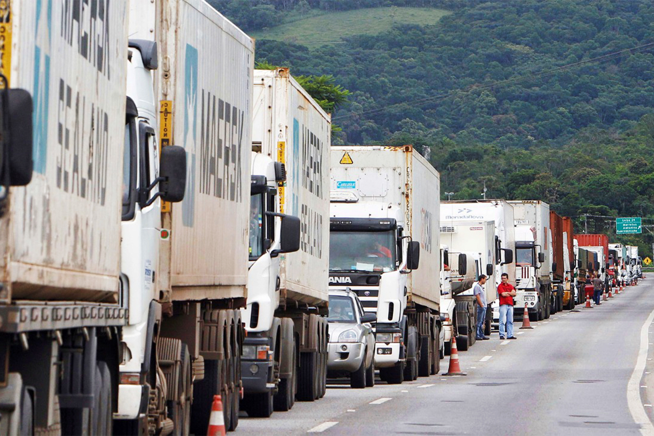 Greve caminhoneiros hoje: o que saber sobre a mobilização e seus impactos