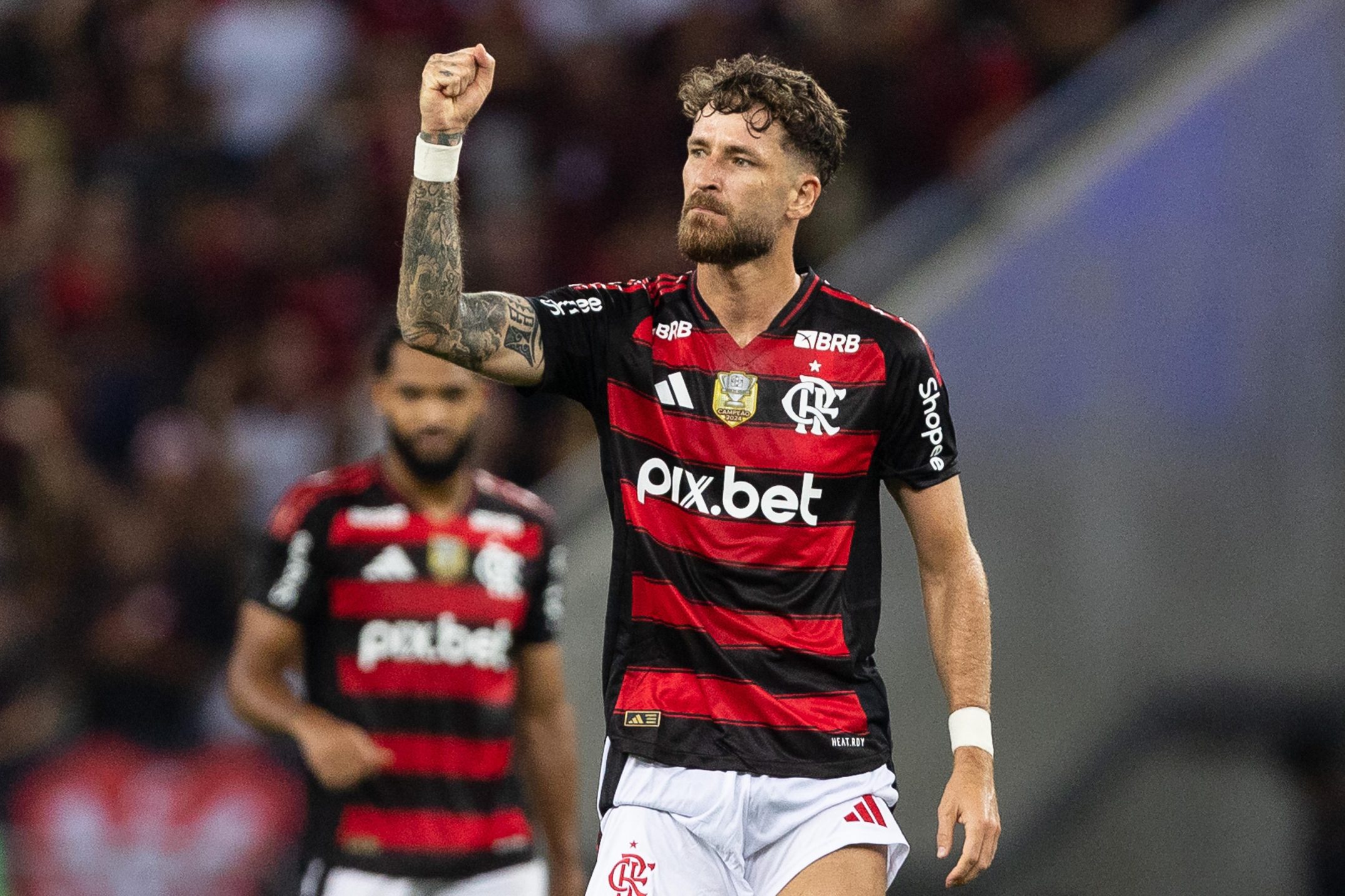 Léo Pereira: como identificar e verificar informações confiáveis