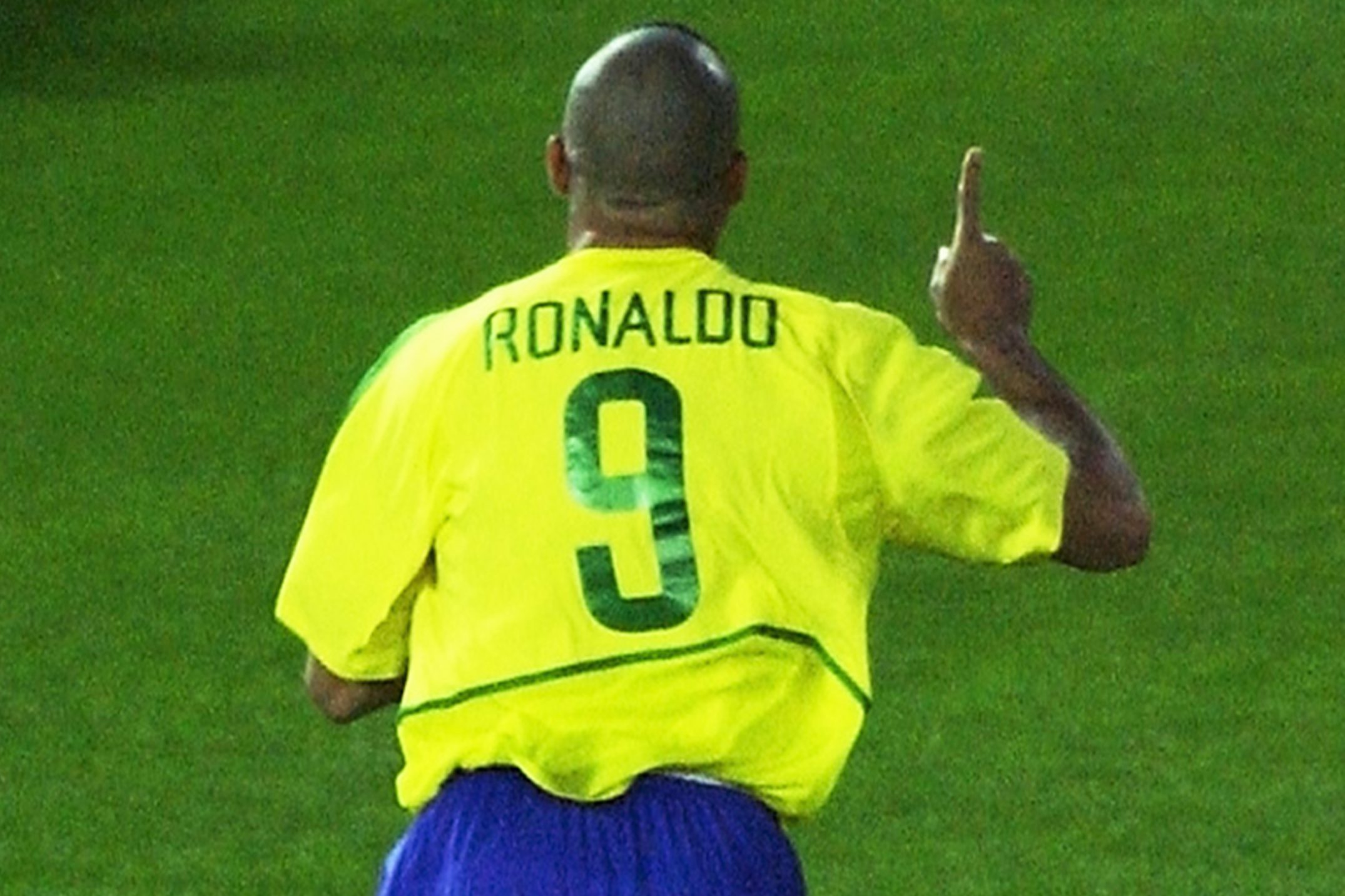 Ronaldo Fenômeno: carreira, feitos e legado para o futebol