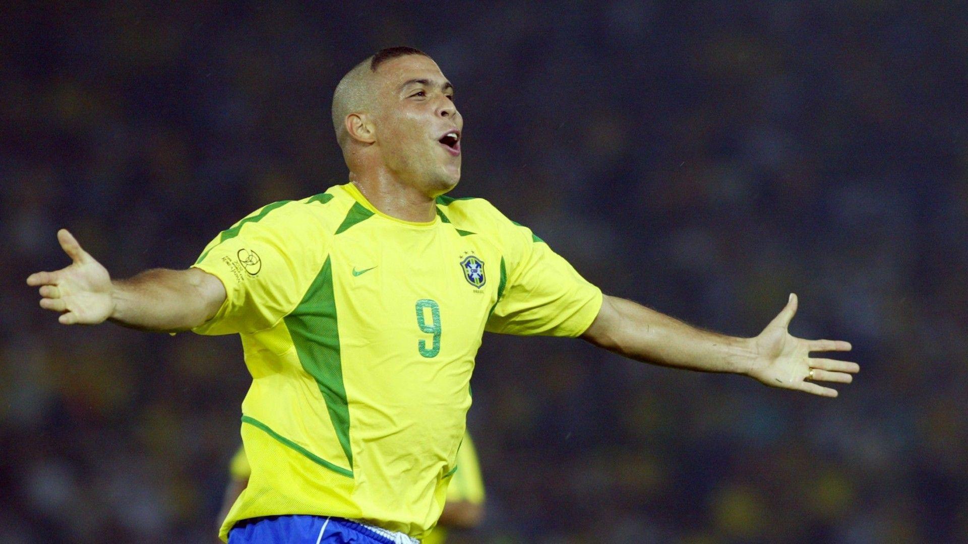 Ronaldo Nazário: trajetória, conquistas e legado no futebol