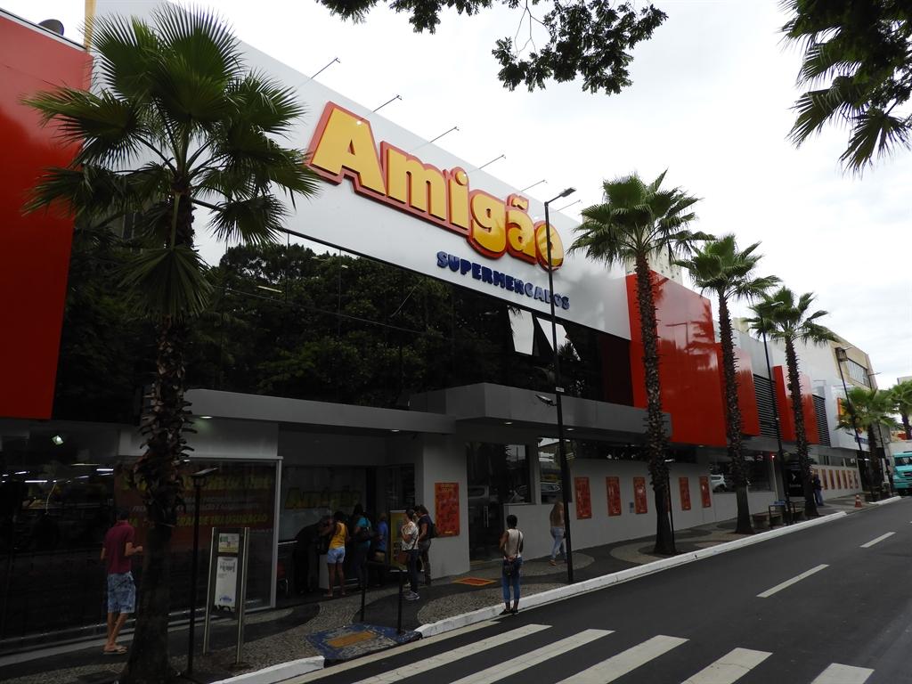 Supermercado abre na Sexta-feira Santa: horários e orientações