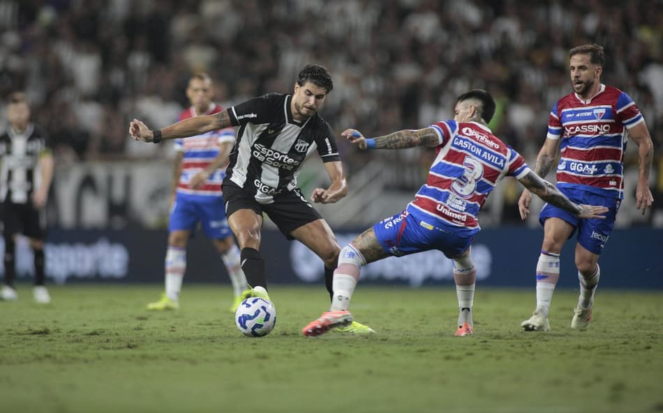 Ceará x Fortaleza: onde assistir, horário e escalações do Clássico-Rei